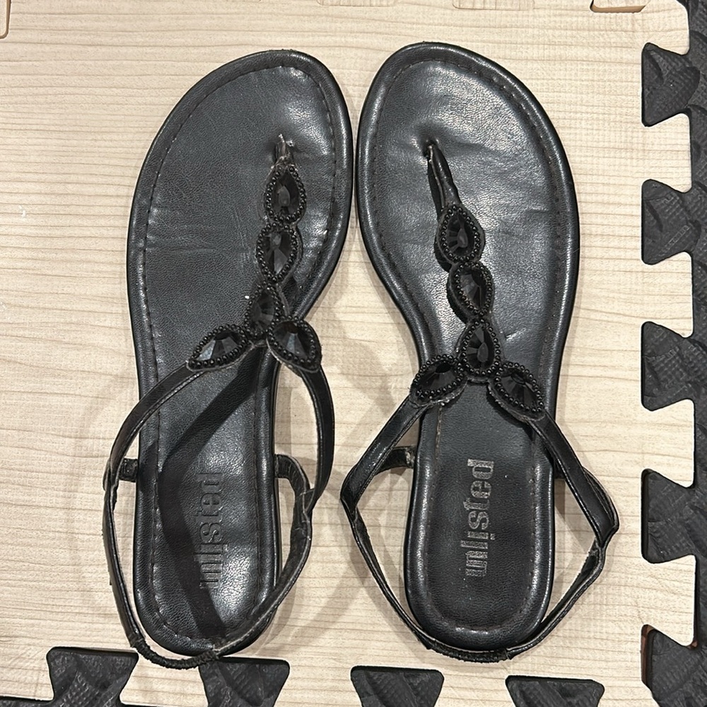 Womans Shoes Sandals 7 Unlisted black, gemmed sandals